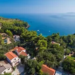 Charming Mokalo Seaside House Next To Chalet Orebić