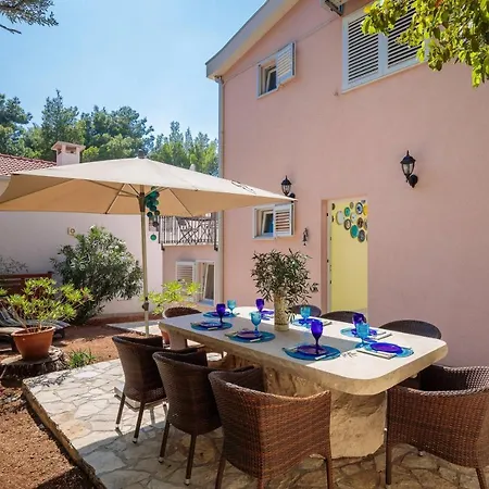 Σαλέ Charming Mokalo Seaside House Next To Orebić