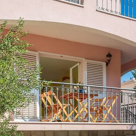 Charming Mokalo Seaside House Next To أوروبيتش